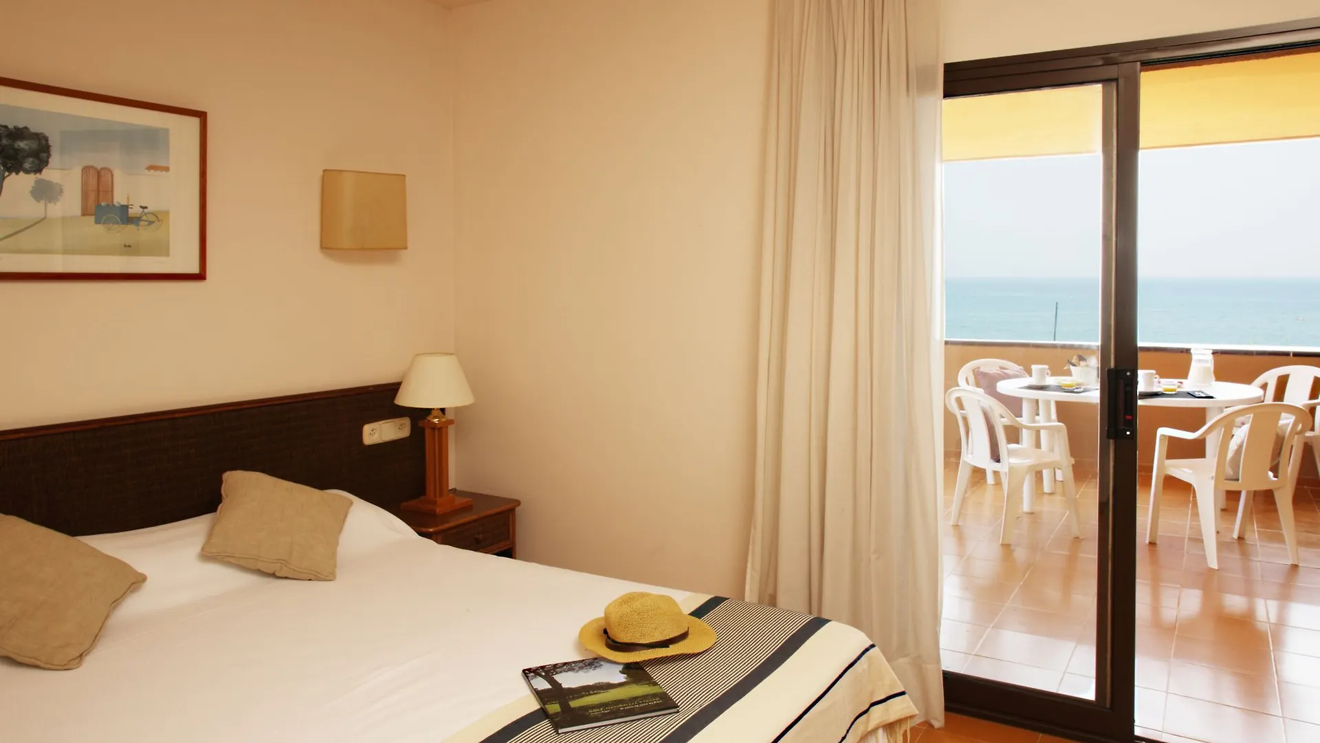 Apartamentos Beach & Golf Resort Pals Spain