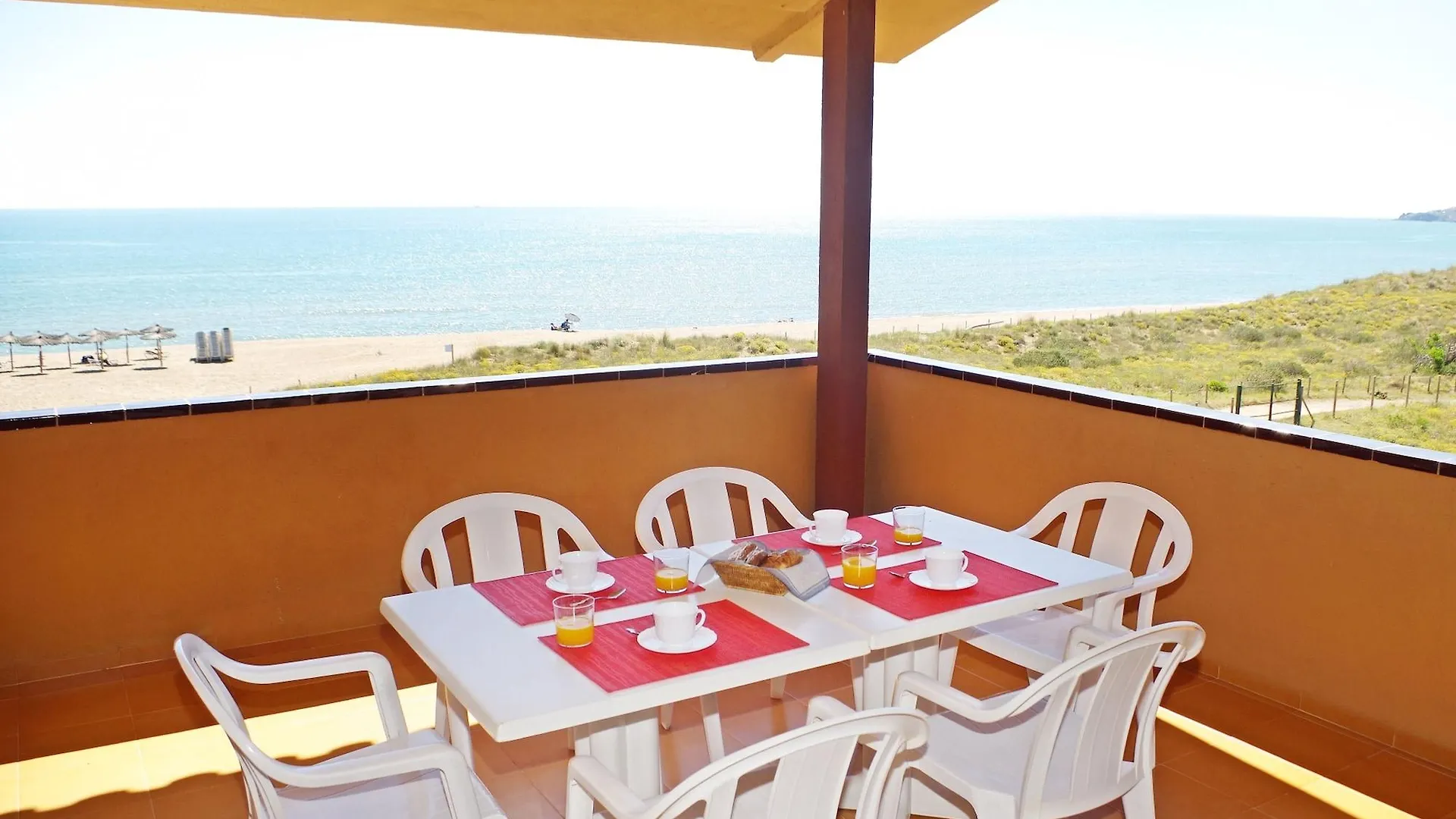 Apartamentos Beach & Golf Resort Pals 0*,  Spain