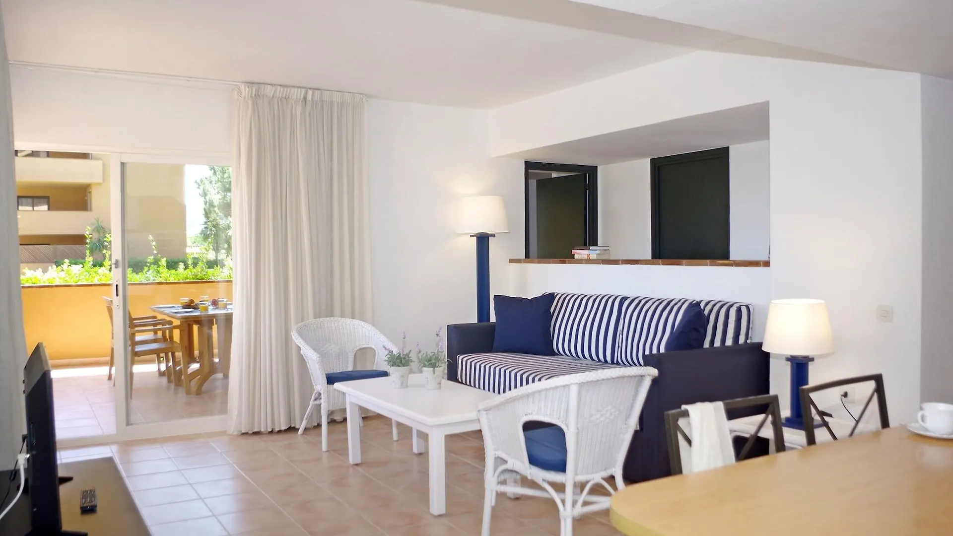 Apartamentos Beach & Golf Resort Pals Apartment